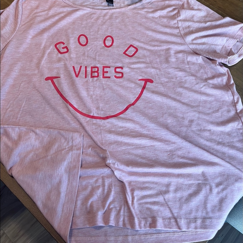 Good Vibes T Shirt 2XL